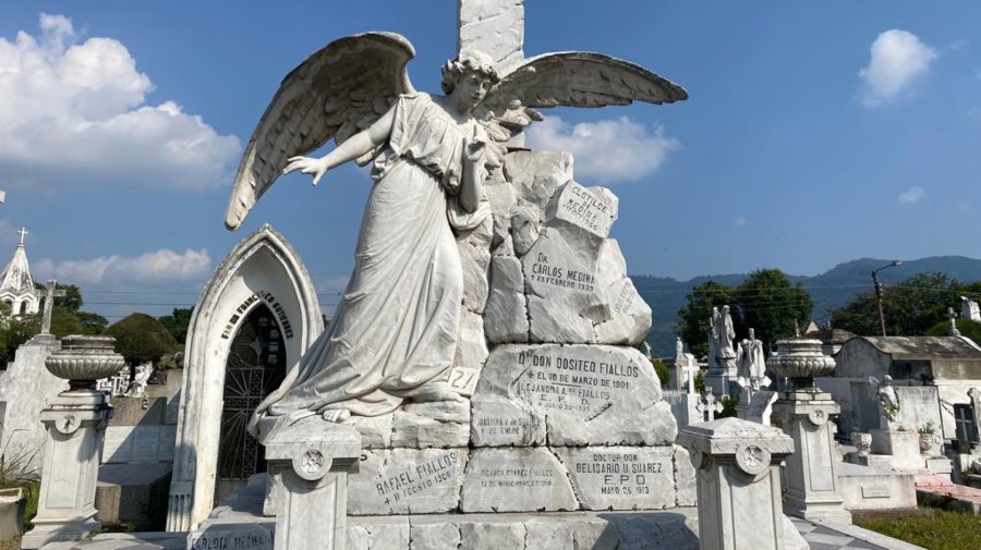 Cementerio Los Ilustres, riqueza cultural e histórica invaluable